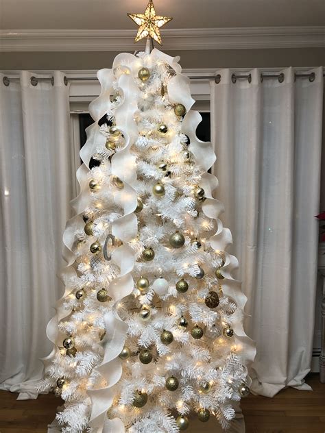 Gold Christmas Tree Ribbons